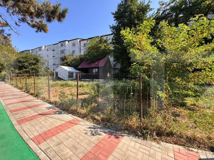 Spațiu comercial, de 730 mp, în Central