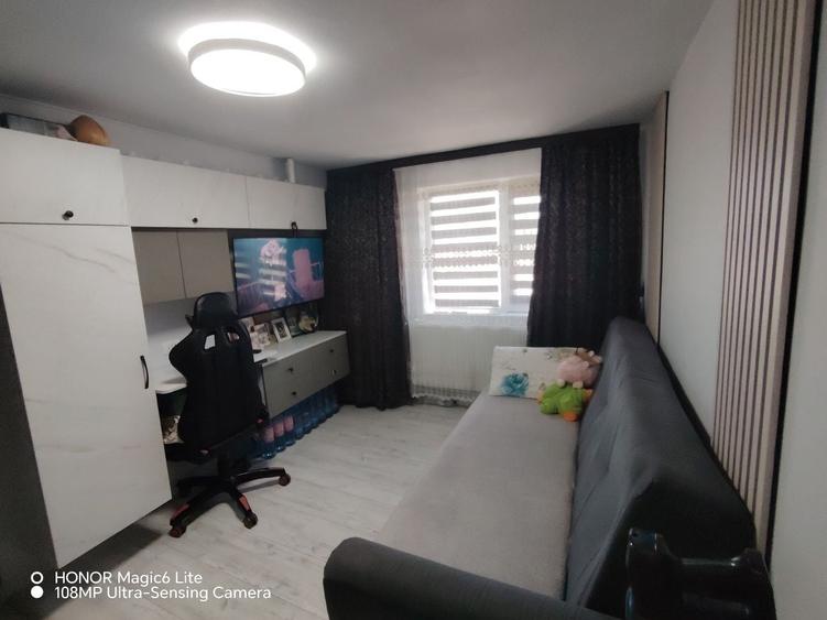 Apartament de vanzare - 3