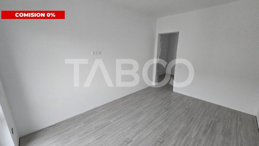 Apartament cu 3 camere decomandat în Mihai Viteazul