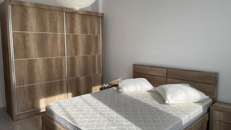 Apartament cu 2 camere decomandat, mobilat în Sisești