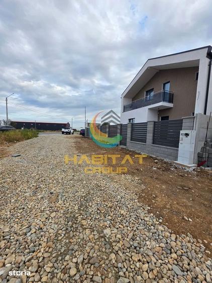 Casă cu 3 camere cu Teren 330 Mp în Vărăști