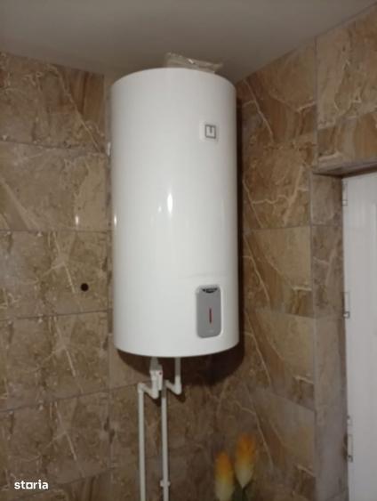 Casă cu 3 camere în Curmătura