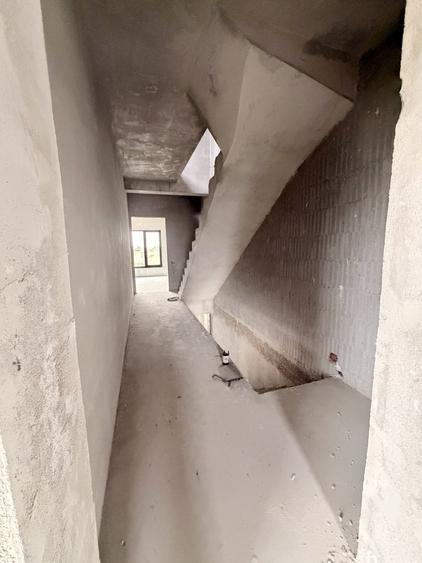 Duplex cu 4 camere cu Canalizare în Dumbrăvița