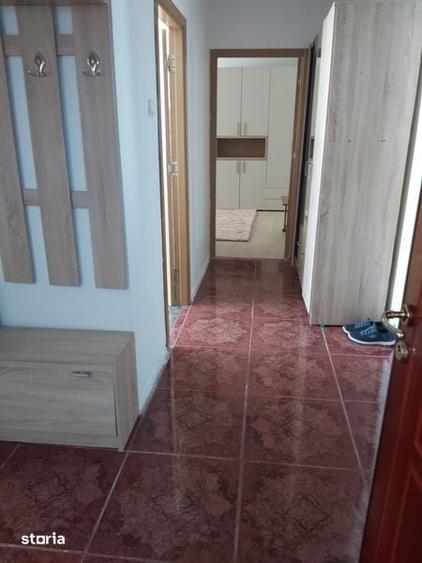 Apartament cu 2 camere decomandat în Precista