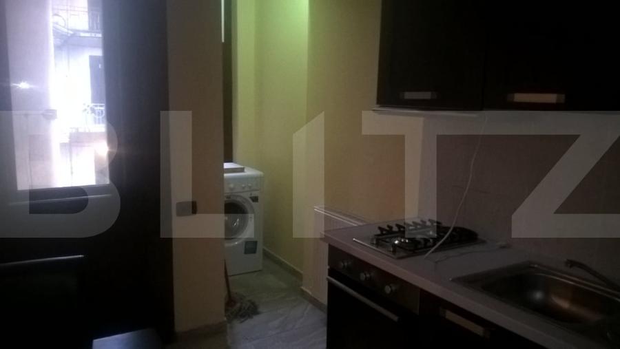 Apartament cu 2 camere decomandat, mobilat în P-ța Unirii