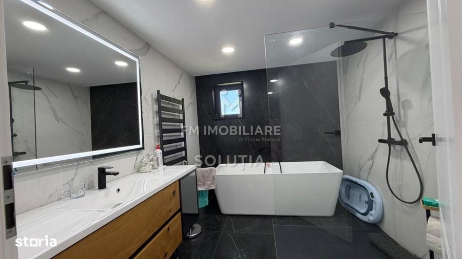 Casă cu 4 camere în Ocoliș