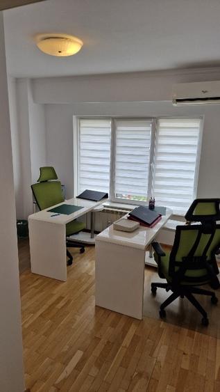 Apartament cu 3 camere decomandat, mobilat în Floreasca