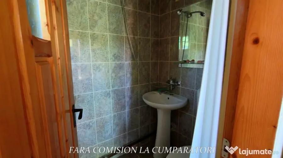 Casă cu 3 camere cu Teren 1233 Mp în Budești
