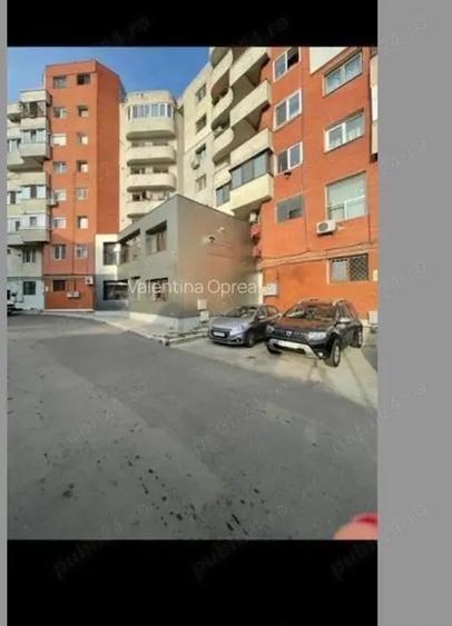 Spațiu comercial, de 260 mp, în Central