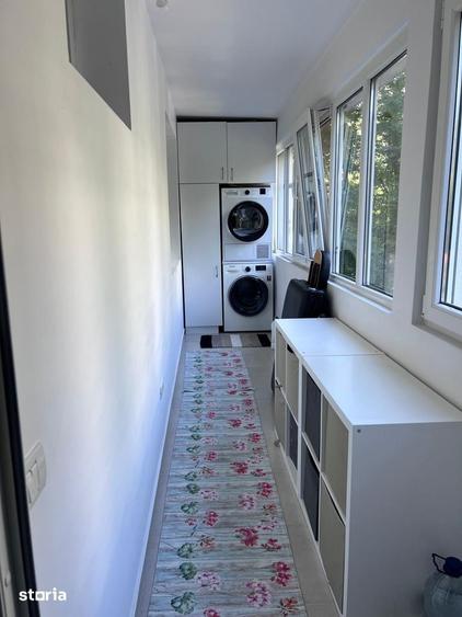 Apartament cu 3 camere semidecomandat în Titan