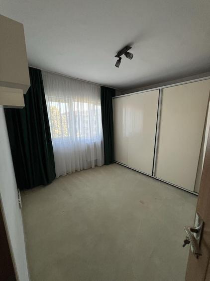 Apartament cu 2 camere decomandat, mobilat în Girocului