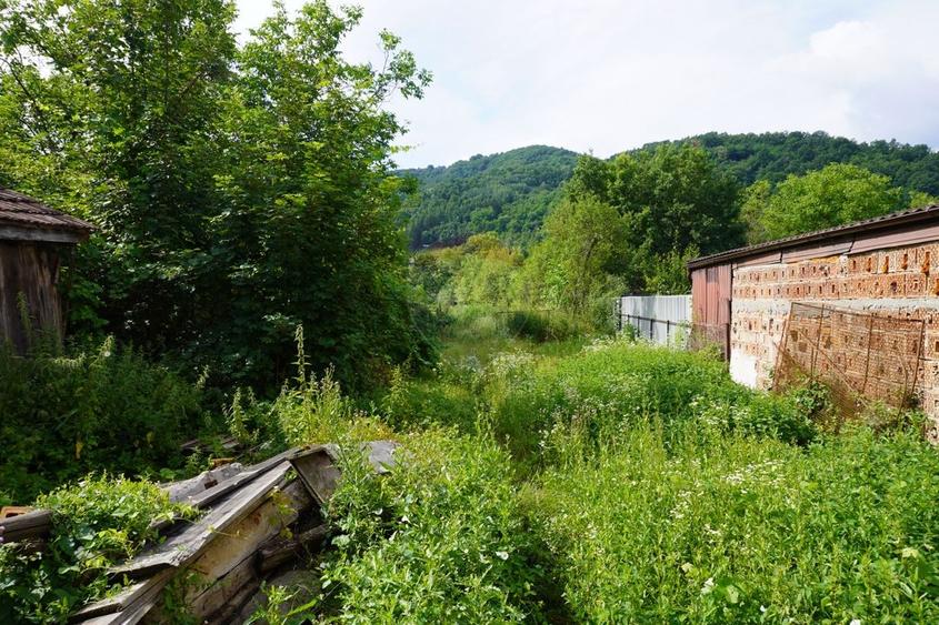 Teren Construcții intravilan de 2785 mp, în Central