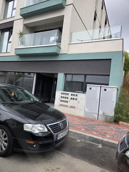 Spațiu comercial, de 555 mp, în Mihai Bravu