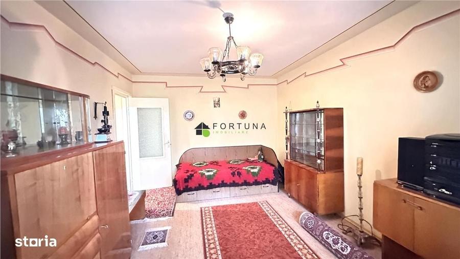 Apartament 3camere decomandat 73 mp etaj 1/4 Carpatilor - 2