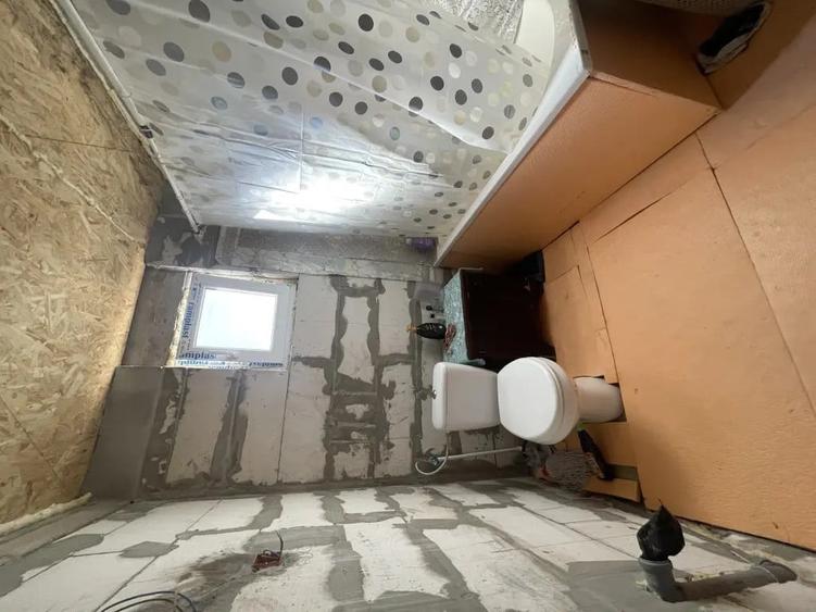 Casă cu 5 camere în Central