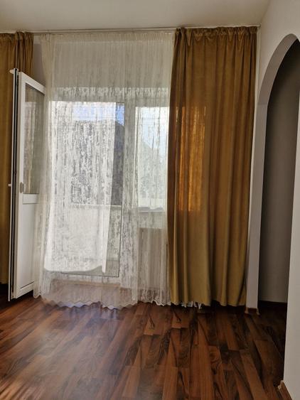 Apartament cu 2 camere semidecomandat în Exterior Vest