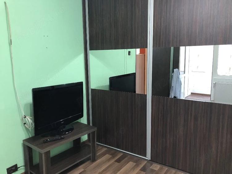 Garsonieră decomandată în Dorobanți
