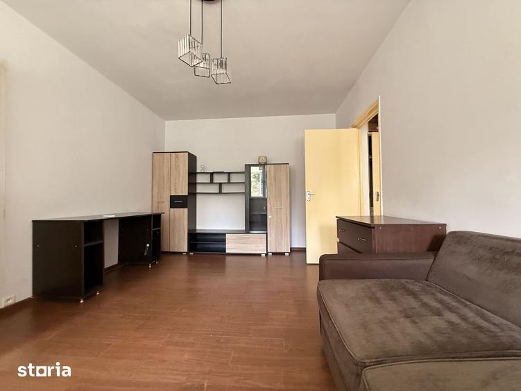 Apartament cu 2 camere semidecomandat în 1 Mai