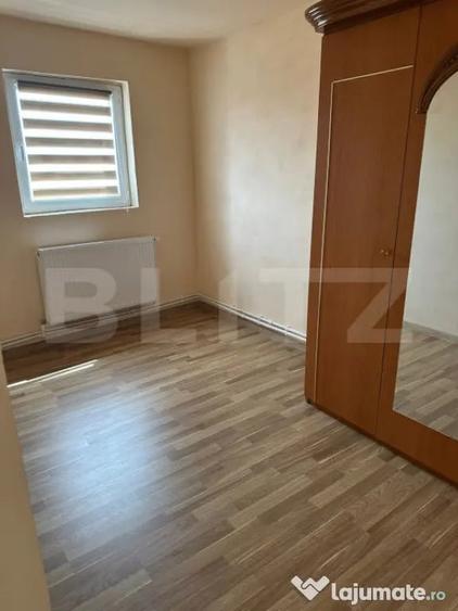 Casă cu 4 camere cu Teren 1480 Mp în Brădești