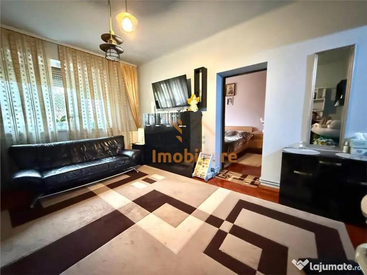 Apartament cu 2 camere nedecomandat în Centru Civic