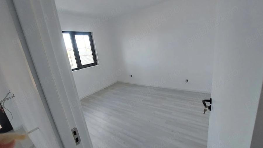 Casă cu Teren 312 Mp în 1 Decembrie