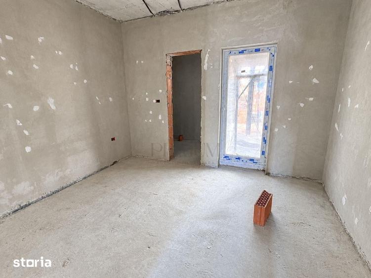 Casă cu 3 camere cu Teren 320 Mp în Moșnița Nouă