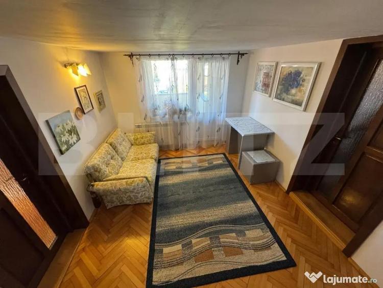Casa, zona 0, vedere panoramica spre santurile Cetatii pre - 4