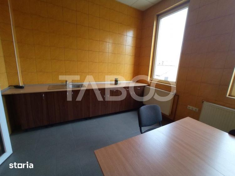 Spațiu comercial, de 1,000 mp, în Terezian