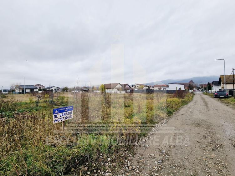 Teren Construcții intravilan de 437 mp, în Nord