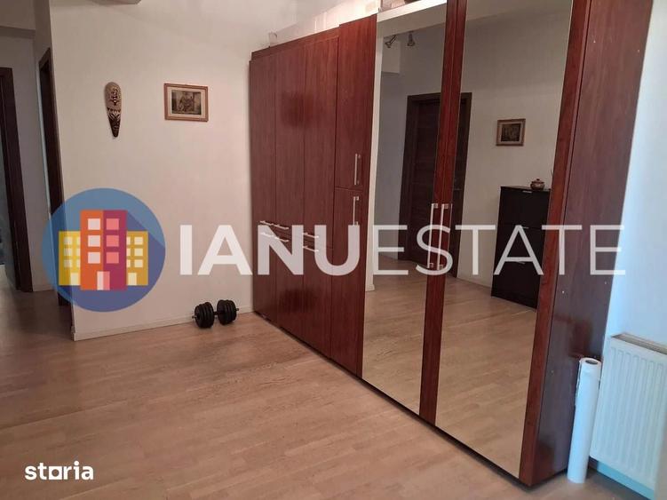 Apartament cu 3 camere decomandat în Vitan