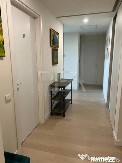 Apartament cu 4 camere decomandat în Pipera