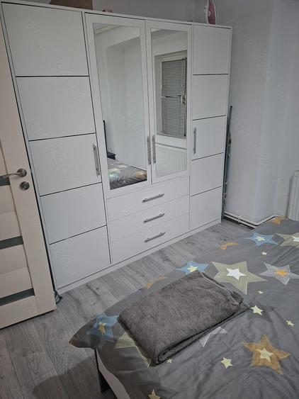 Apartament cu 2 camere decomandat în Dâmbovița