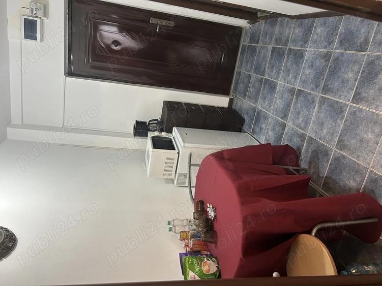 Garsonieră decomandată în Calea București