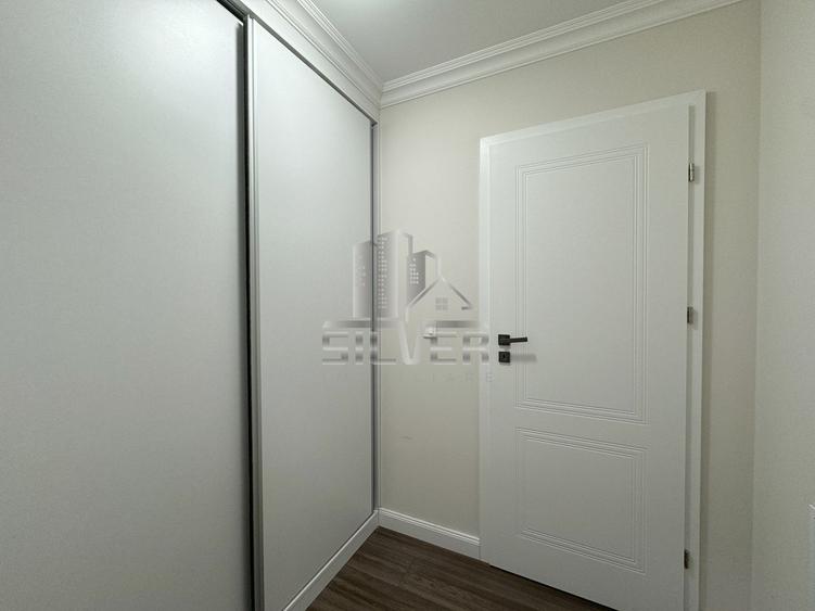 Duplex cu 3 camere cu Canalizare în Florești