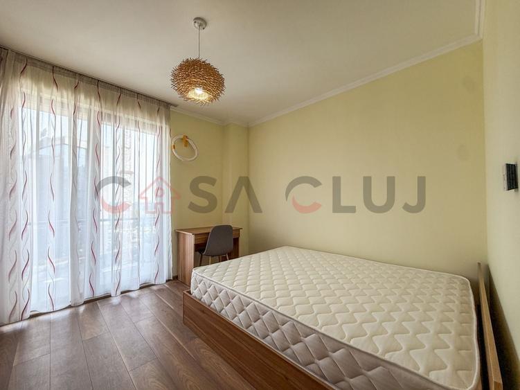 Apartament cu 3 camere semidecomandat, mobilat în Gheorgheni