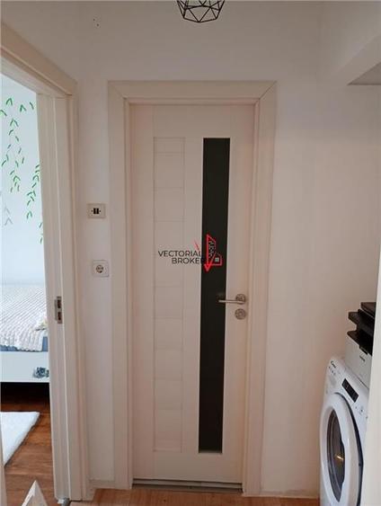 Apartament cu 2 camere semidecomandat în Basarabia