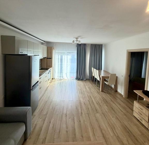 Apartament cu 2 camere semidecomandat, mobilat în Mărăști