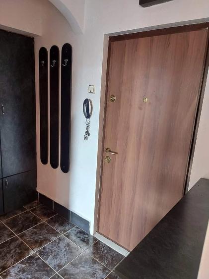 Apartament cu 2 camere semidecomandat în Lotus