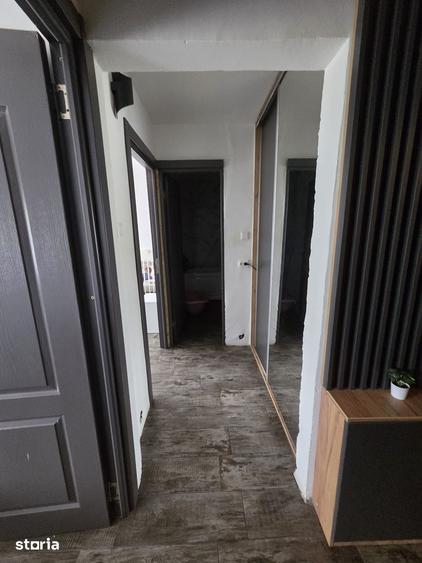 Apartament cu 3 camere în Prundu