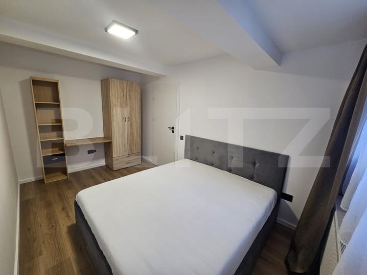 Apartament cu 2 camere semidecomandat, mobilat în Bună Ziua