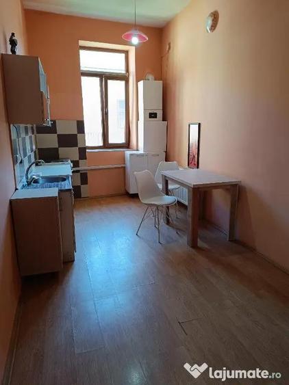 Garsonieră nedecomandată în Central