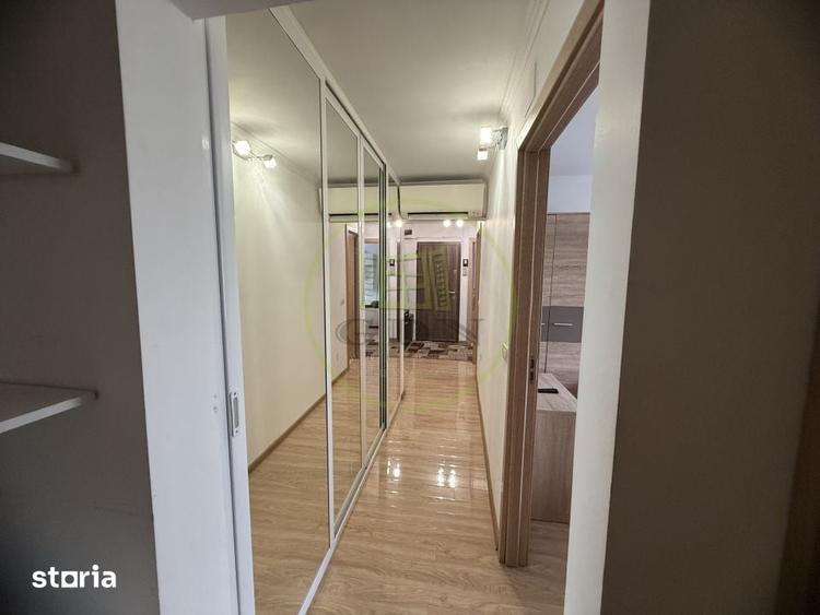 Apartament cu 3 camere decomandat, mobilat în Rovine