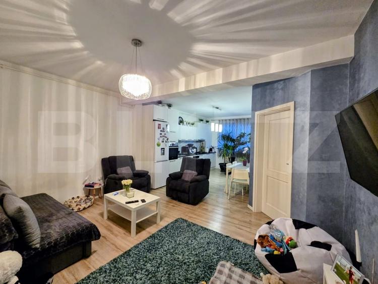Apartament cu 2 camere semidecomandat, mobilat în Florești