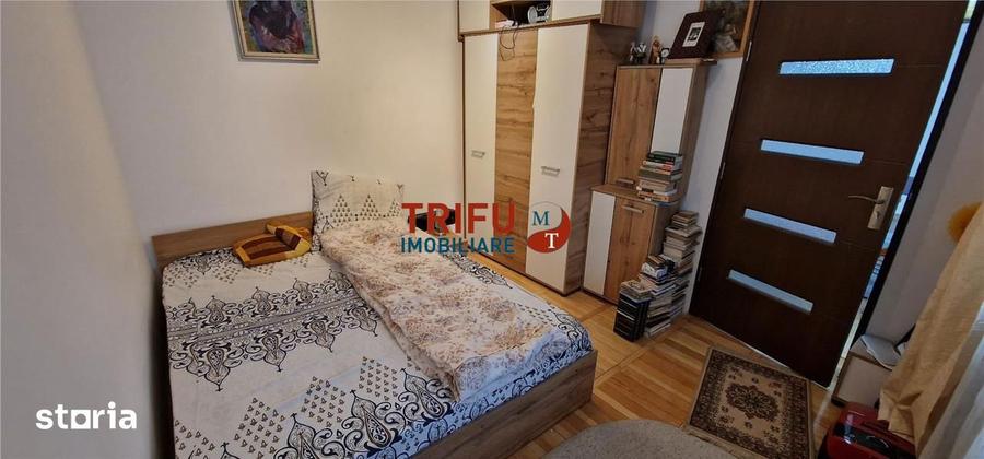 Apartament cu 2 camere semidecomandat în Lipoveni