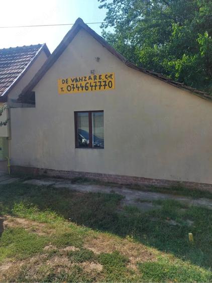 Casă cu 3 camere cu Teren 500 Mp în 6 Vânători