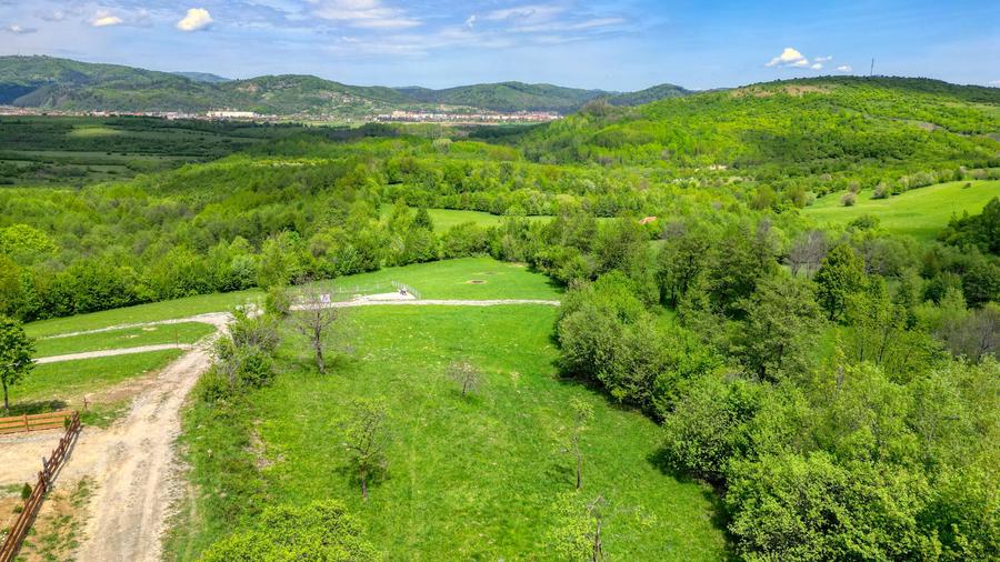 Teren Construcții intravilan de 500 mp, în Glăjărie