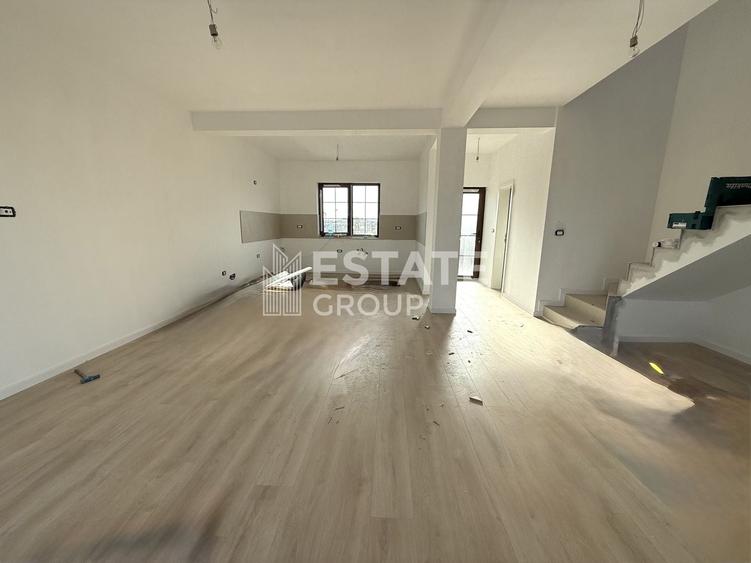 Duplex cu 3 camere cu Canalizare în Moșnița Nouă
