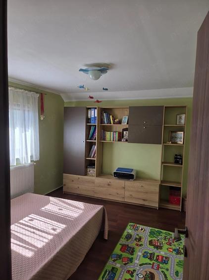 Casă cu Teren 1000 Mp în Central