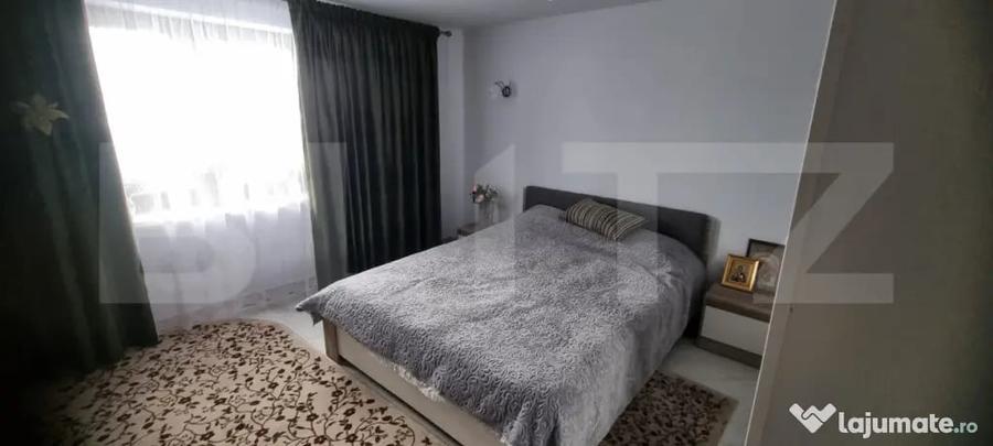 Casă cu 4 camere cu Teren 7000 Mp în Central