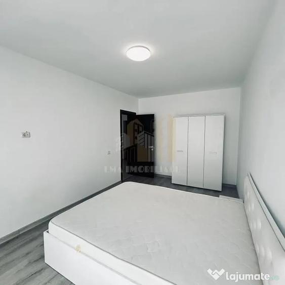 Apartament cu 3 camere decomandat în Sânpetru